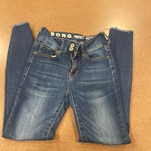 Sz 0 skinny ankle jeans